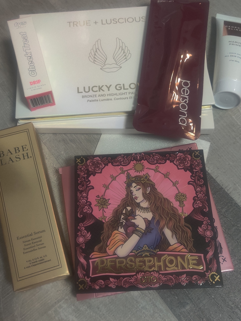 Makeup Bundle -Eyeshadow Palette - Bronzer And Highlighted Palette - Cheek Treat